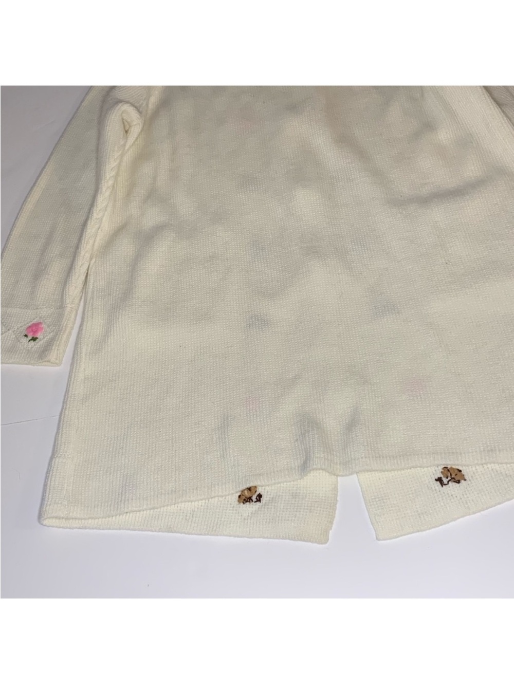 Vintage Cream Knit Button-Front Coat with Pastel Floral Embroidery - Picture 4 of 11